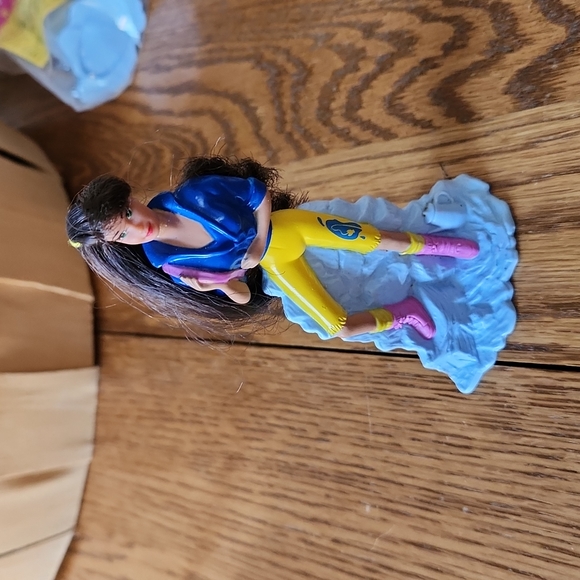 McDonald's Barbie and Friends Camp Barbie and Camp Teresa, opened, 1994. - Picture 4 of 6